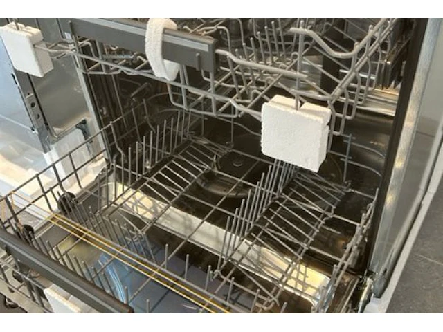 Vaatwasser zanussi - afbeelding 2 van  8