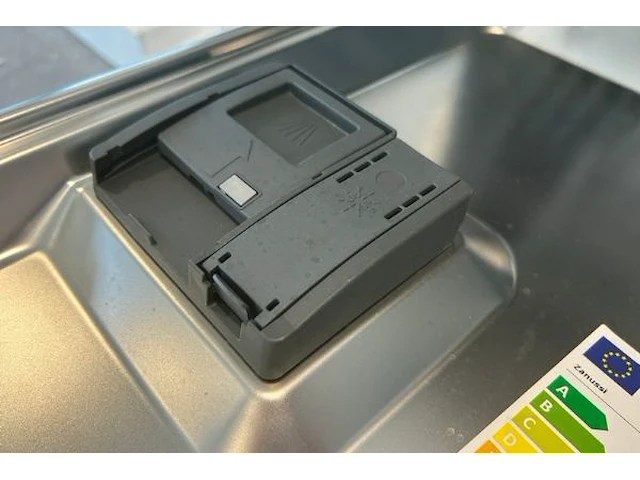 Vaatwasser zanussi - afbeelding 4 van  8