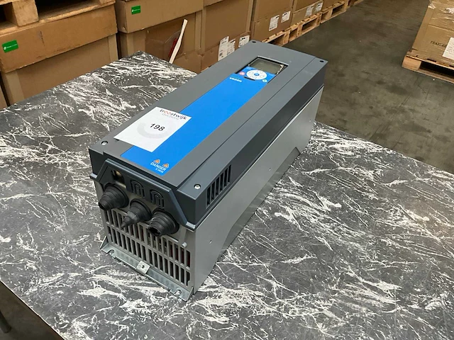 Vacon 0100 frequentieregelaar - afbeelding 1 van  5