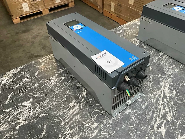 Vacon 0100 frequentieregelaar - afbeelding 2 van  5