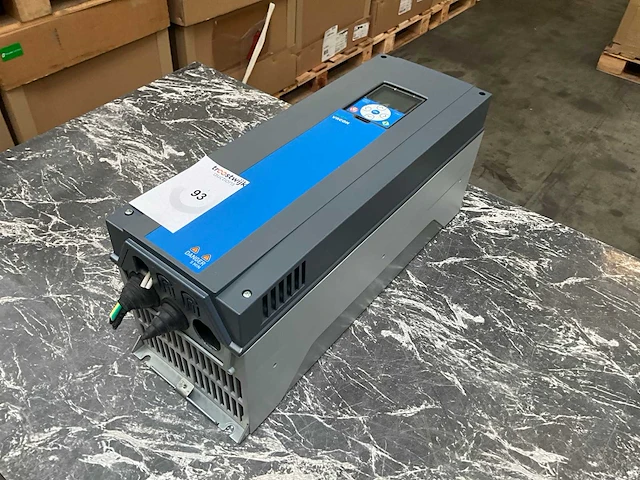 Vacon 0100 frequentieregelaar - afbeelding 1 van  5