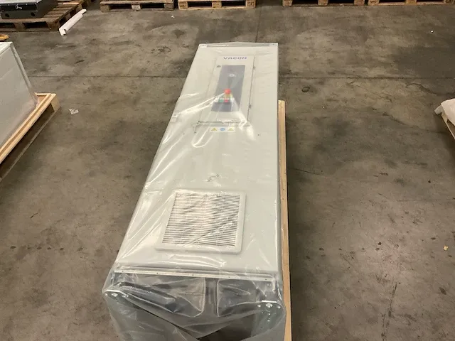 Vacon vacon0100-3l-0261-7-ed-flow frequentieregelaar - afbeelding 4 van  10