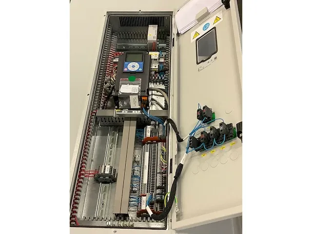 Vacon vacon0100-3l-0261-7-ed-flow frequentieregelaar - afbeelding 7 van  10