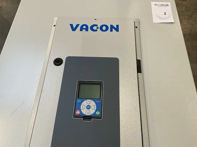 Vacon vacon0100-3l-0261-7-ed-flow frequentieregelaar - afbeelding 8 van  14