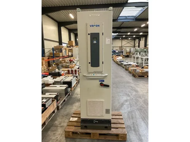 Vacon vacon0100-3l-0416-7-ed-flow frequentieregelaar - afbeelding 2 van  13