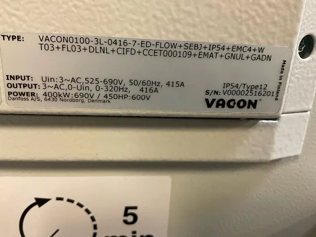 Vacon vacon0100-3l-0416-7-ed-flow frequentieregelaar - afbeelding 5 van  13