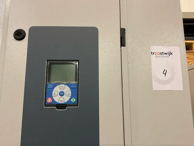 Vacon vacon0100-3l-0416-7-ed-flow frequentieregelaar - afbeelding 13 van  14