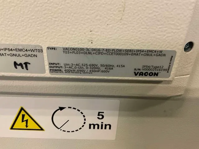 Vacon vacon0100-3l-0416-7-ed-flow frequentieregelaar - afbeelding 8 van  11
