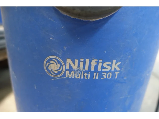 Vacuum nilfisk - afbeelding 2 van  2