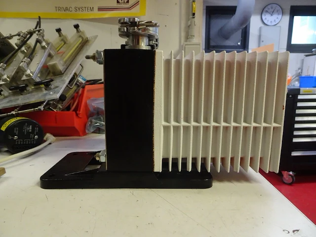 Vacuum pump alcatel - afbeelding 5 van  6