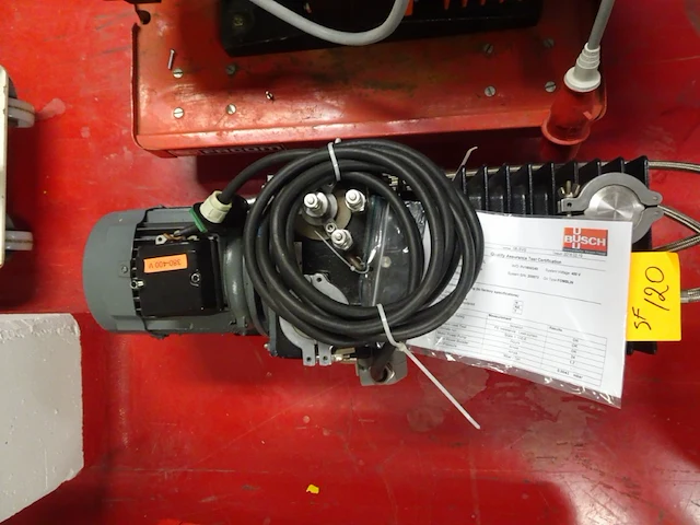 Vacuum pump alcatel - afbeelding 2 van  2