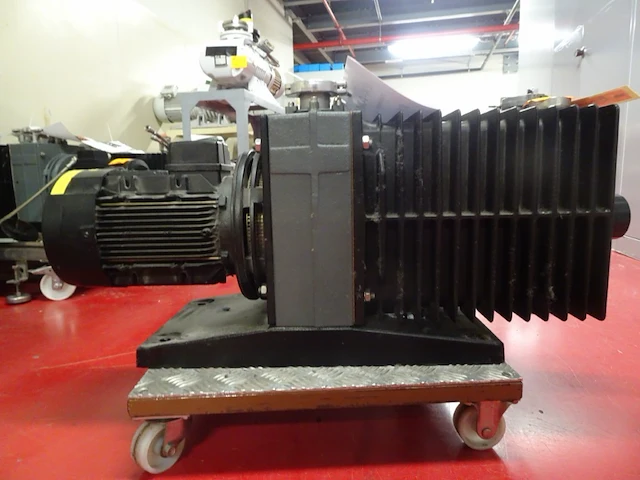 Vacuum pump alcatel - afbeelding 5 van  5