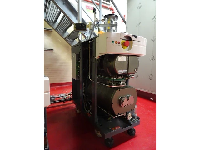 Vacuum pump alcatel - afbeelding 4 van  7