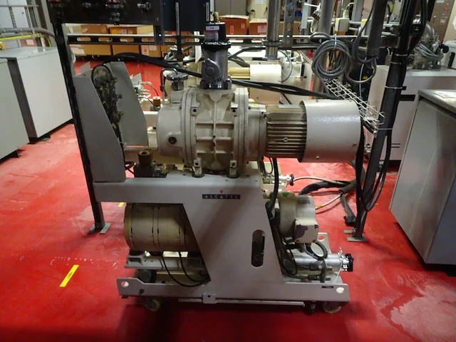 Vacuum pump alcatel - afbeelding 3 van  6