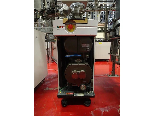 Vacuum pump alcatel - afbeelding 1 van  4