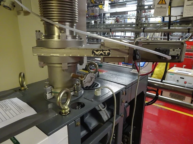 Vacuum pump alcatel - afbeelding 5 van  6