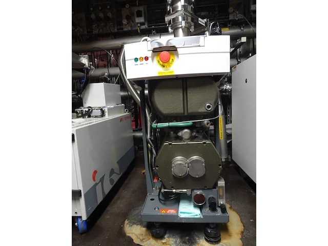 Vacuum pump alcatel - afbeelding 1 van  4