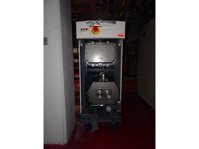 Vacuum pump alcatel - afbeelding 1 van  6