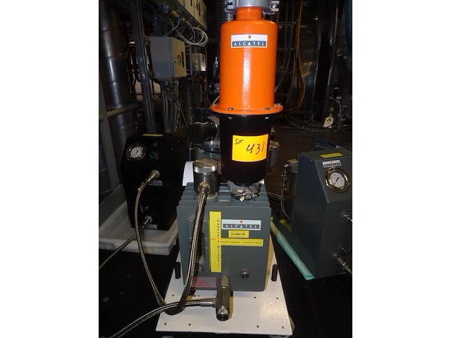 Vacuum pump alcatel - afbeelding 1 van  5