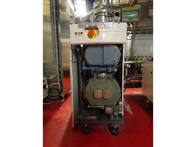 Vacuum pump alcatel - afbeelding 1 van  7