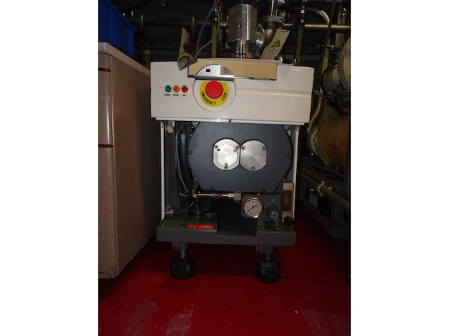 Vacuum pump alcatel - afbeelding 1 van  5