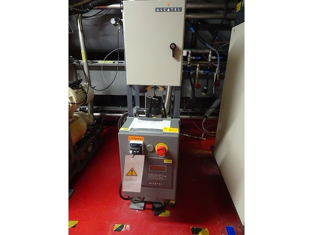 Vacuum pump alcatel - afbeelding 1 van  6
