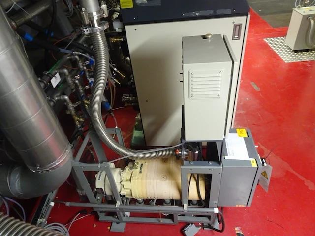Vacuum pump alcatel - afbeelding 4 van  6