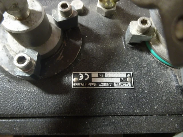 Vacuum pump alcatel - afbeelding 6 van  6