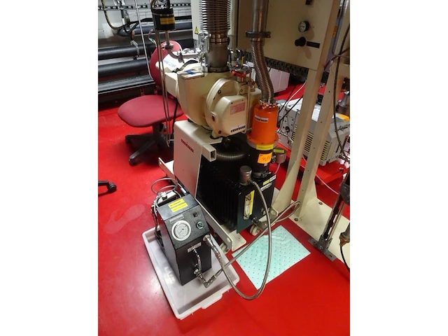 Vacuum pump alcatel - afbeelding 2 van  7