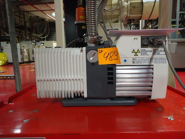 Vacuum pump alcatel - afbeelding 1 van  4