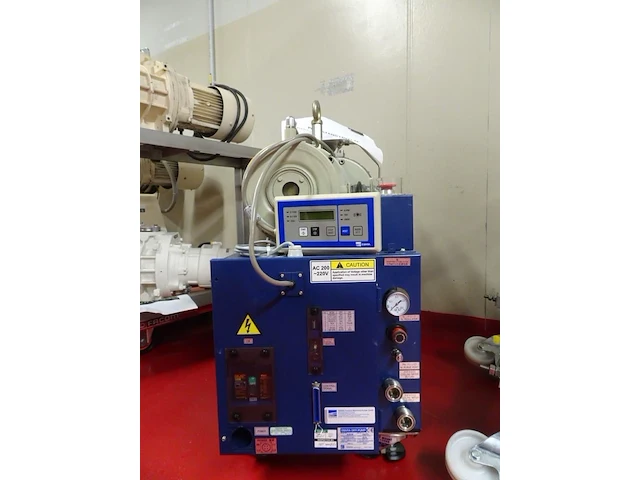 Vacuum pump ebara - afbeelding 1 van  4