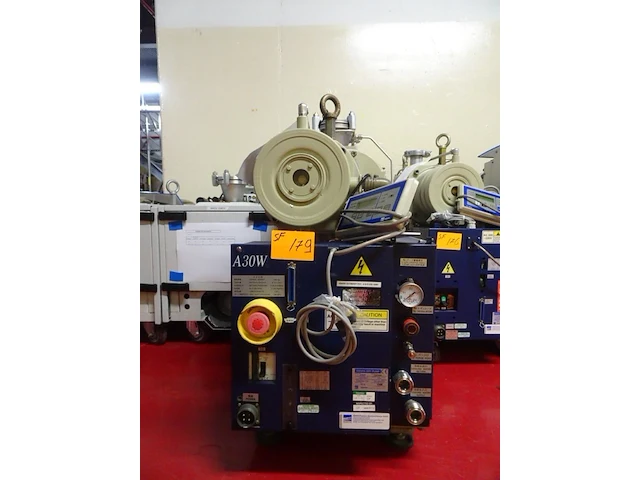 Vacuum pump ebara - afbeelding 1 van  6