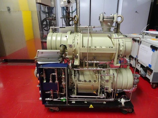 Vacuum pump ebara - afbeelding 6 van  6