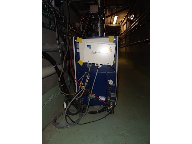 Vacuum pump ebara - afbeelding 1 van  6