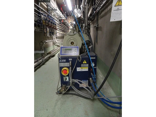 Vacuum pump ebara - afbeelding 1 van  8