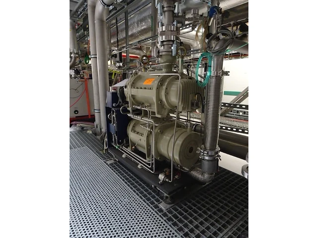 Vacuum pump ebara - afbeelding 1 van  8