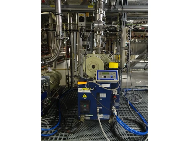 Vacuum pump ebara - afbeelding 1 van  7