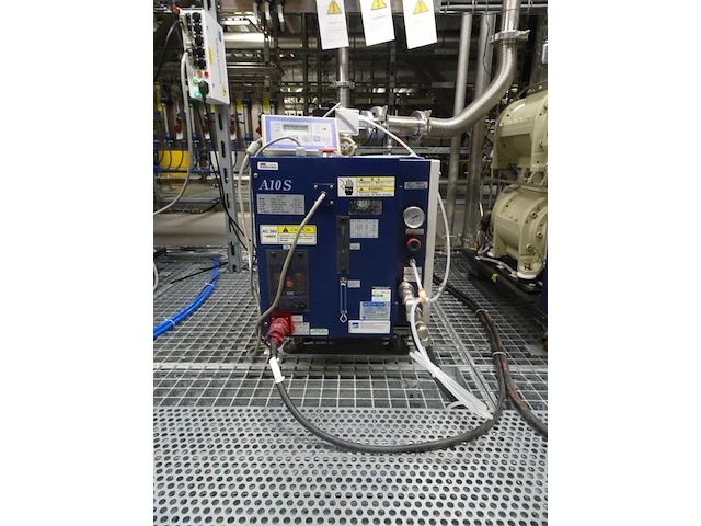 Vacuum pump ebara - afbeelding 1 van  6