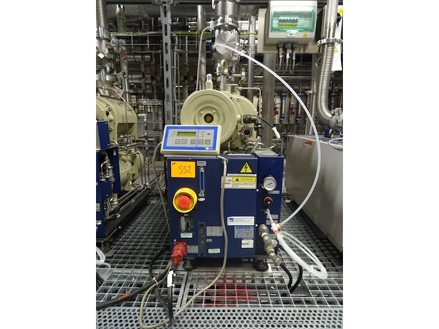 Vacuum pump ebara - afbeelding 1 van  6