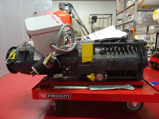 Vacuum pump edwards - afbeelding 3 van  4
