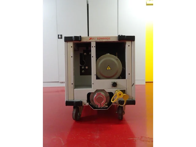 Vacuum pump edwards - afbeelding 5 van  5