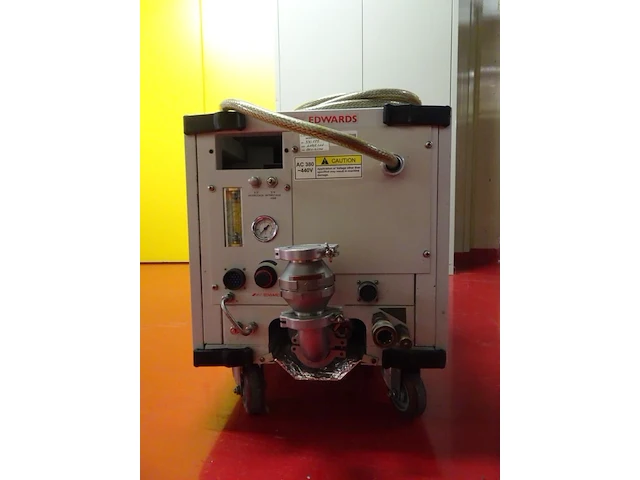 Vacuum pump edwards - afbeelding 5 van  6