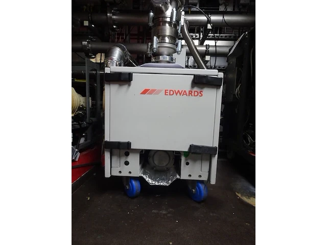 Vacuum pump edwards - afbeelding 1 van  3