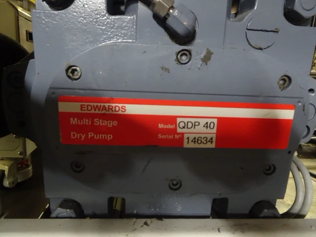 Vacuum pump edwards - afbeelding 6 van  6