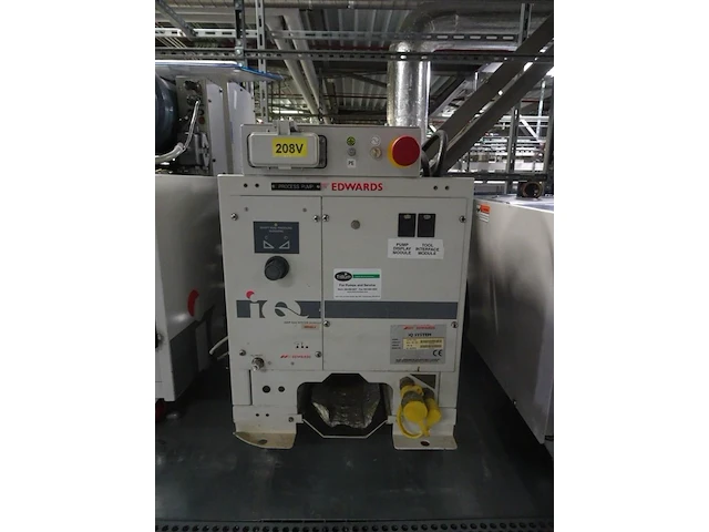 Vacuum pump edwards - afbeelding 1 van  7