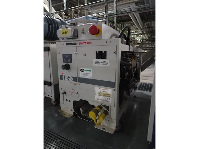 Vacuum pump edwards - afbeelding 3 van  7