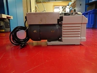 Vacuum pump leybold - afbeelding 1 van  4