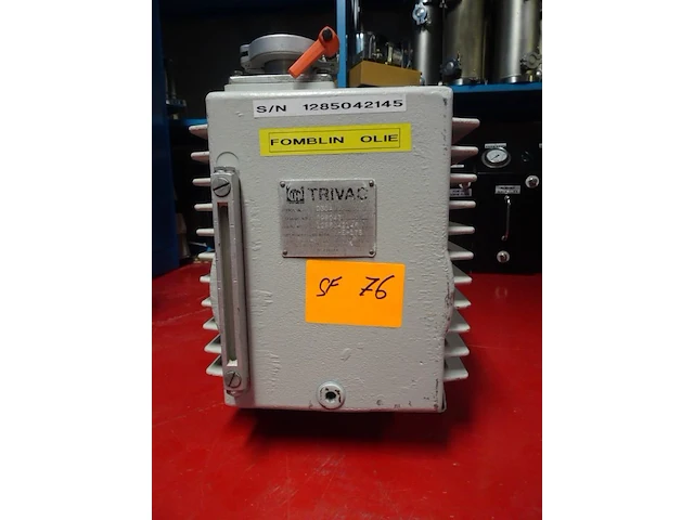Vacuum pump leybold - afbeelding 2 van  6
