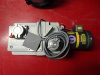 Vacuum pump leybold - afbeelding 4 van  6