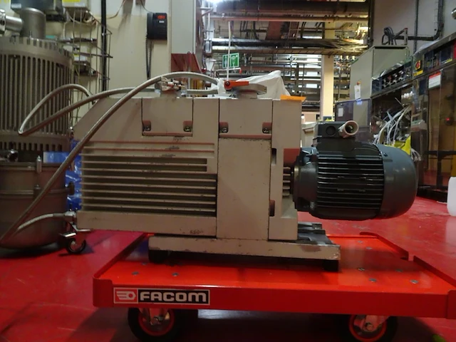 Vacuum pump leybold - afbeelding 3 van  6